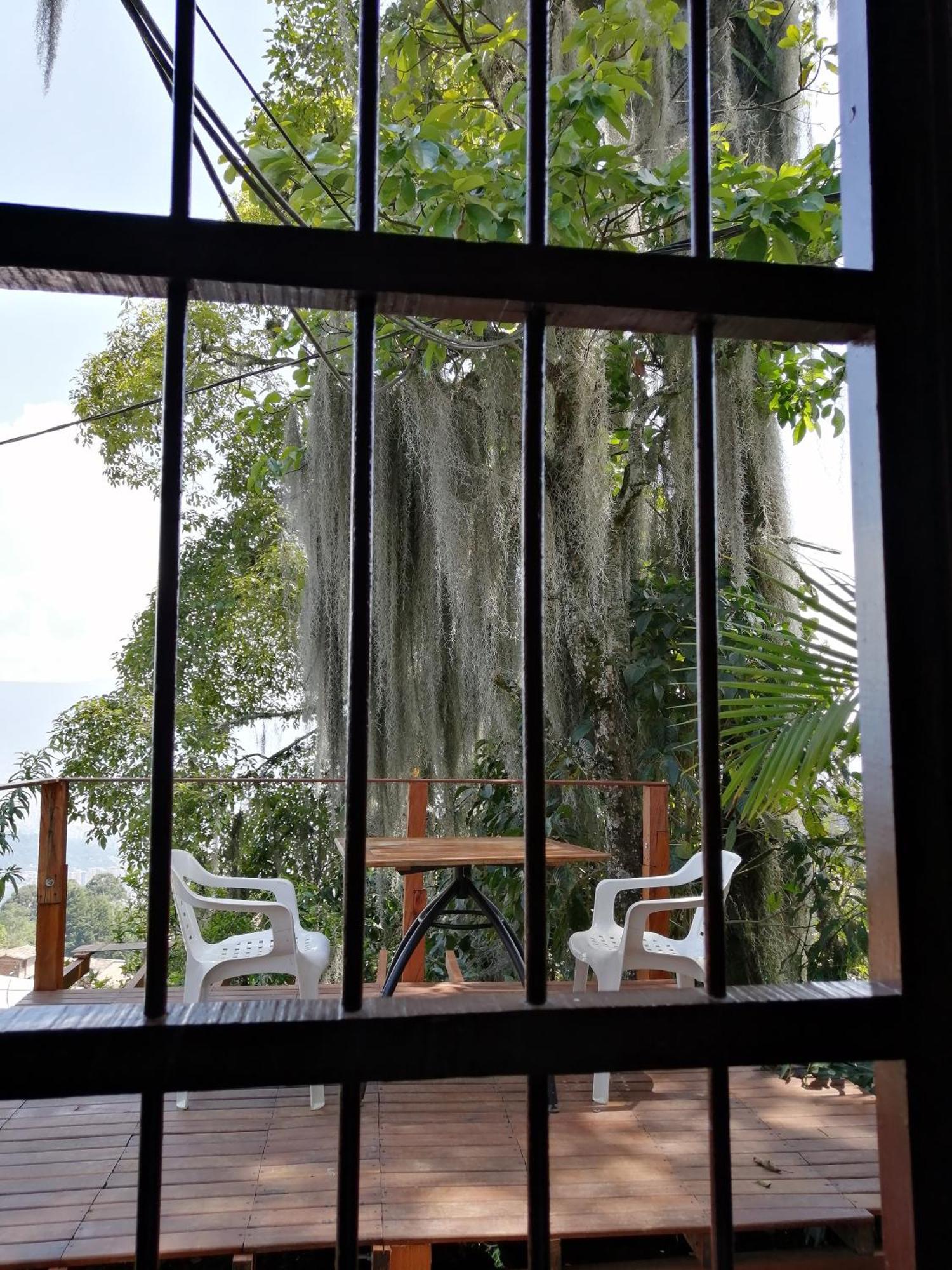 Bed and Breakfast Eco Hostal Casa La Juana Medellín Zimmer foto